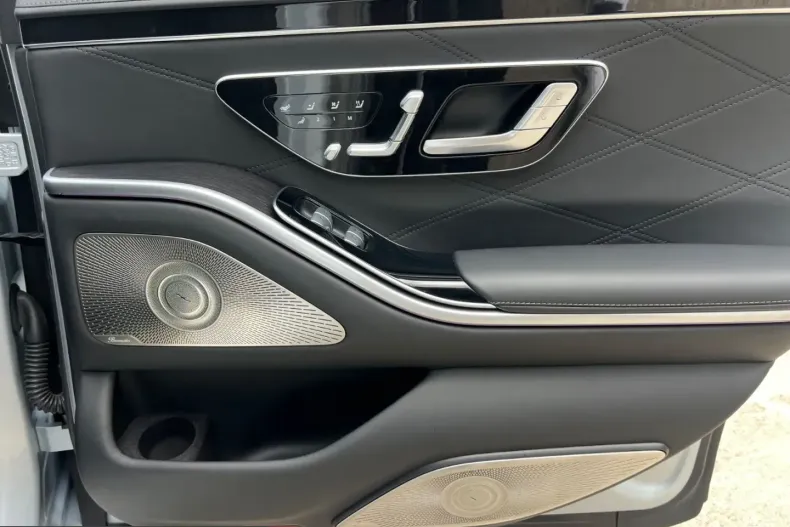Mercedes-Benz S 63 AMG (Clasa S) din 2024 cu 35.169 km - oferta MER223110 - foto 46