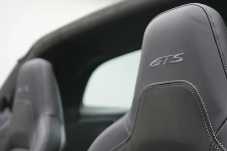 Porsche 992 din 2025 cu 6.135 km - oferta POR223112 - foto 19