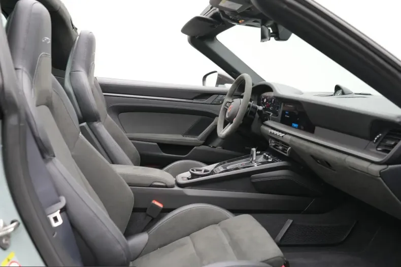 Porsche 992 din 2025 cu 6.135 km - oferta POR223112 - foto 21