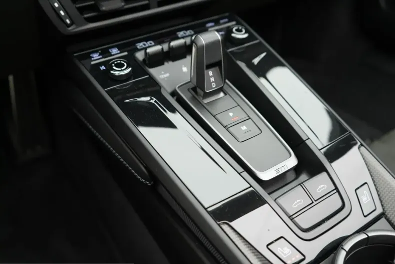 Porsche 992 din 2025 cu 6.135 km - oferta POR223112 - foto 27