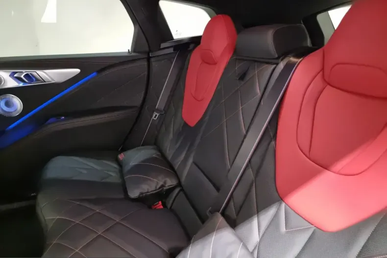 BMW XM (Seria X) din 2023 cu 54.500 km - oferta BMW223115 - foto 21