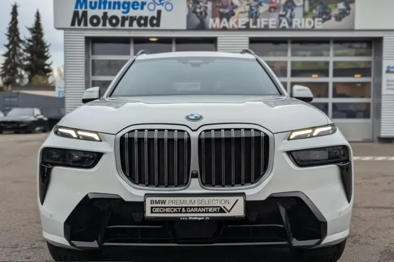 BMW X7 (Seria X) din 2025 cu 24.093 km - oferta BMW223116 - foto 2