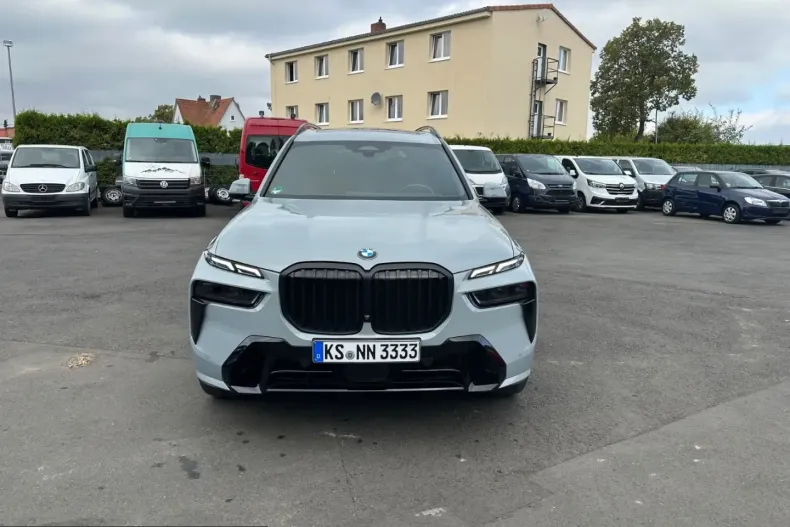 BMW X7 (Seria X) din 2024 cu 75.761 km - oferta BMW223120 - foto 2