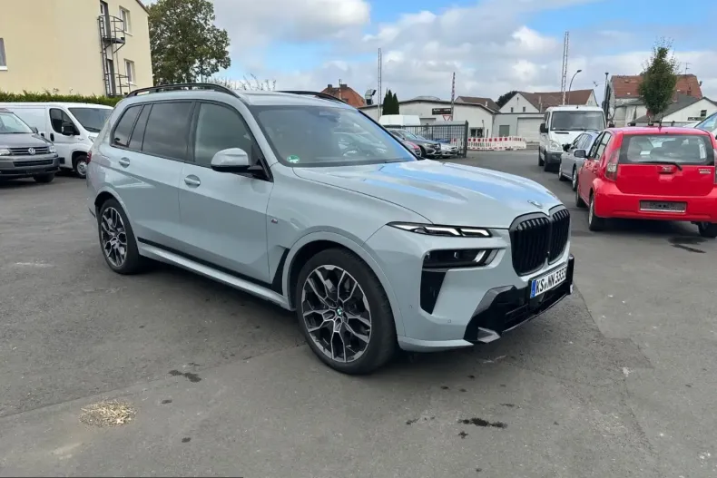BMW X7 (Seria X) din 2024 cu 75.761 km - oferta BMW223120 - foto 3