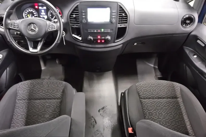 Mercedes-Benz Vito din 2021 cu 39.132 km - oferta MER223121 - foto 5