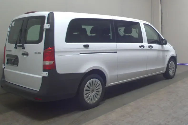 Mercedes-Benz Vito din 2024 cu 7.451 km - oferta MER223122 - foto 4