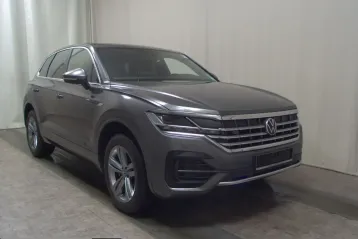 Volkswagen Touareg din 2022 - oferta VOL223123