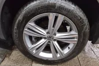 Volkswagen Touareg din 2022 cu 71.464 km - oferta VOL223123 - foto 11