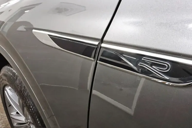 Volkswagen Touareg din 2022 cu 71.464 km - oferta VOL223123 - foto 12