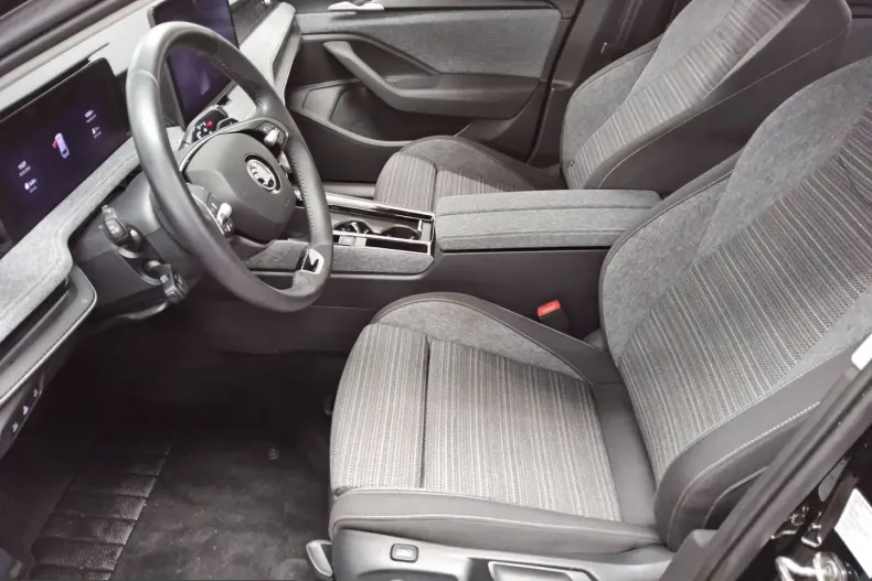 Skoda Superb din 2024 cu 12.208 km - oferta SKO223125 - foto 9