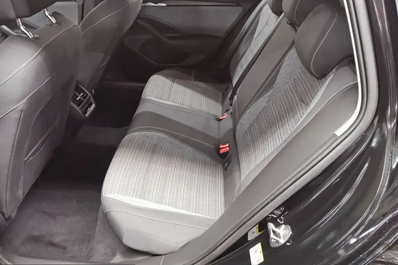 Skoda Superb din 2024 cu 12.208 km - oferta SKO223125 - foto 13