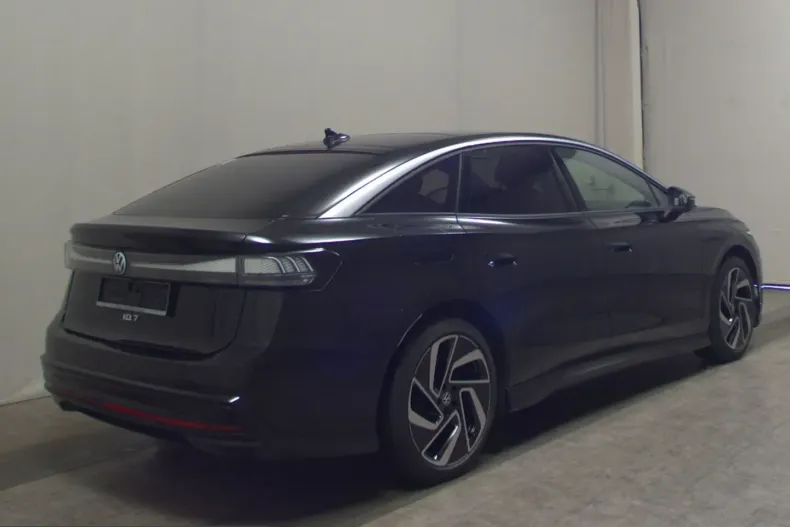 Volkswagen ID.7 din 2023 cu 72.080 km - oferta VOL223126 - foto 4