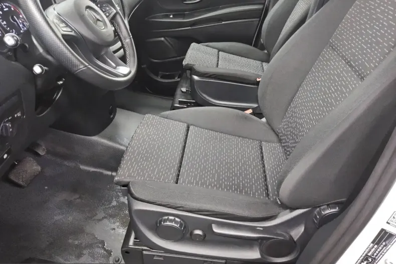 Mercedes-Benz Vito din 2024 cu 13.962 km - oferta MER223128 - foto 8