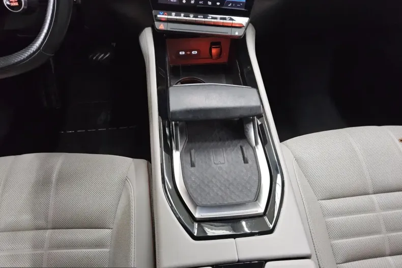 Renault Espace din 2024 cu 41.346 km - oferta REN223129 - foto 6