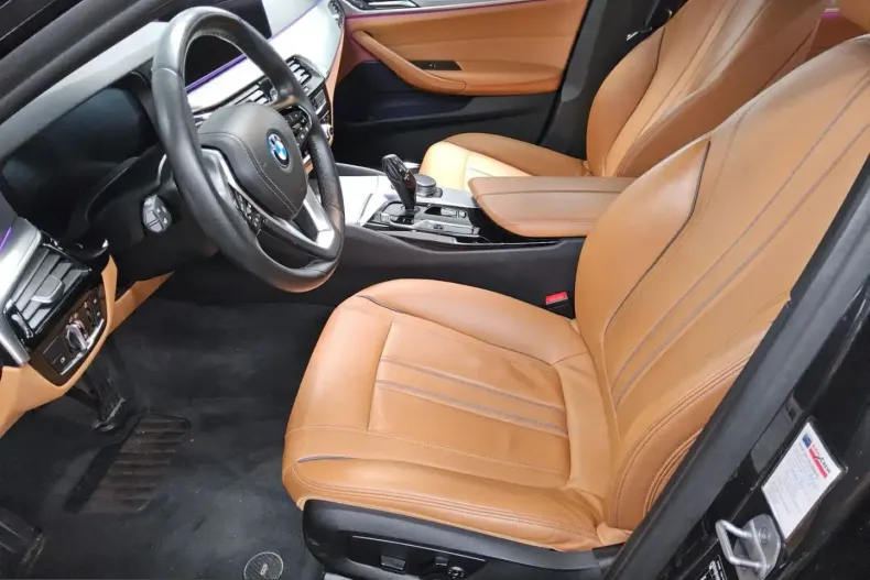 BMW 530 (Seria 5) din 2021 cu 56.260 km - oferta BMW223132 - foto 9