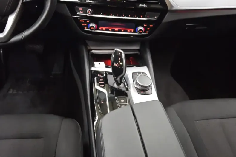 BMW 520 (Seria 5) din 2022 cu 49.911 km - oferta BMW223134 - foto 6