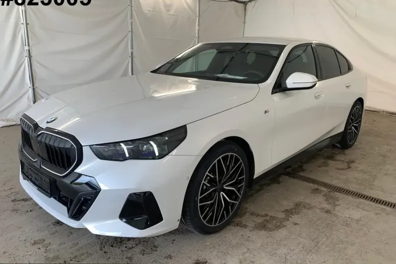 BMW 520 (Seria 5) din 2025 cu 32.400 km - oferta BMW223146 - foto 1