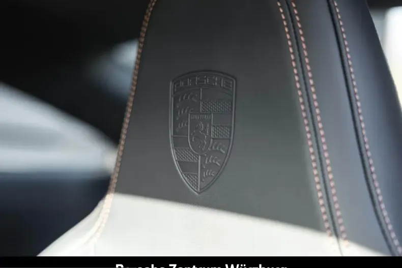 Porsche 911 din 2026 cu 3.600 km - oferta POR223150 - foto 10