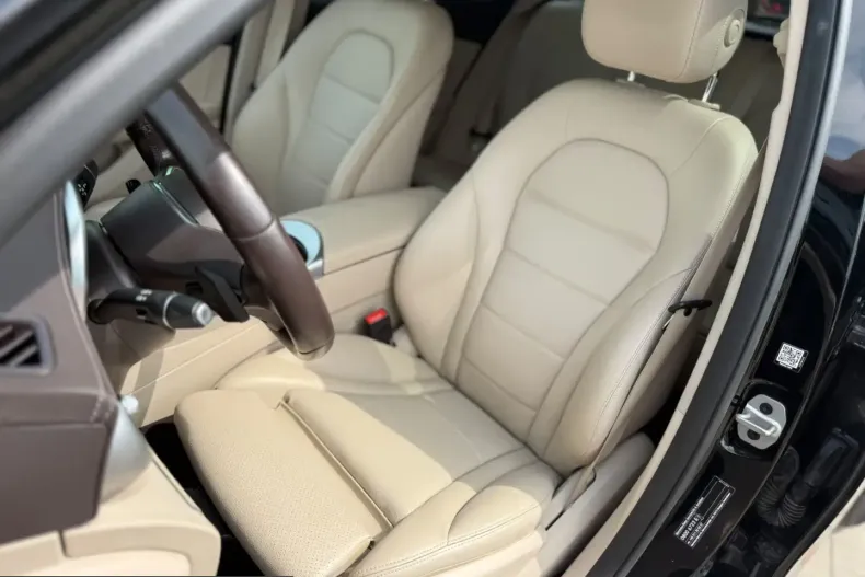 Mercedes-Benz GLC 200 (Clasa GLC) din 2022 cu 82.355 km - oferta MER223152 - foto 7