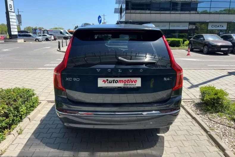 Volvo XC90 din 2023 cu 18.300 km - oferta VOL223154 - foto 4
