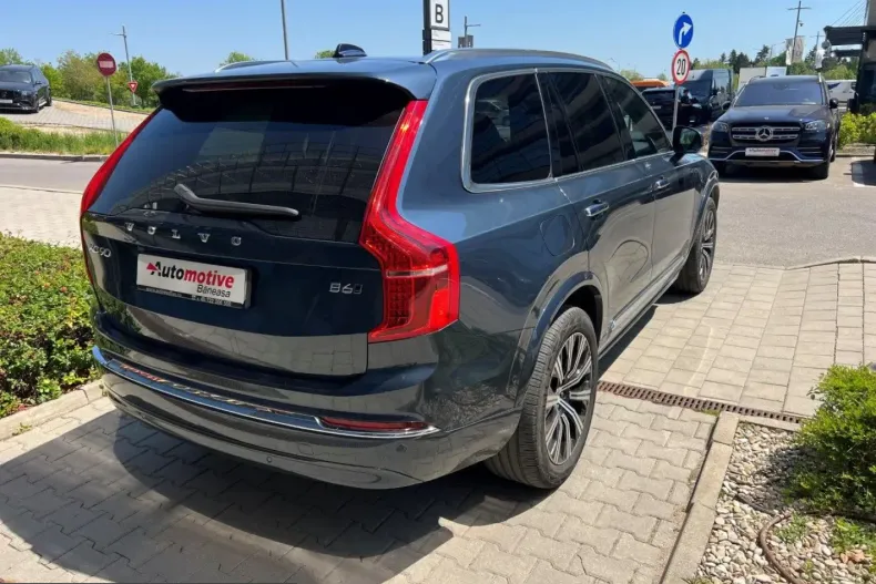 Volvo XC90 din 2023 cu 18.300 km - oferta VOL223154 - foto 6