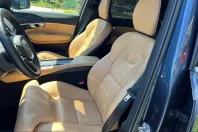 Volvo XC90 din 2023 cu 18.300 km - oferta VOL223154 - foto 8