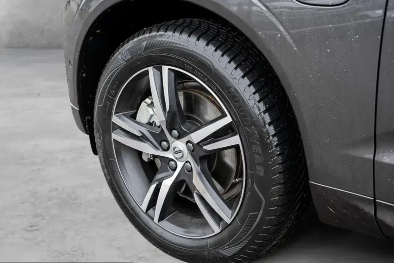 Volvo XC60 din 2024 cu 19.990 km - oferta VOL223155 - foto 5