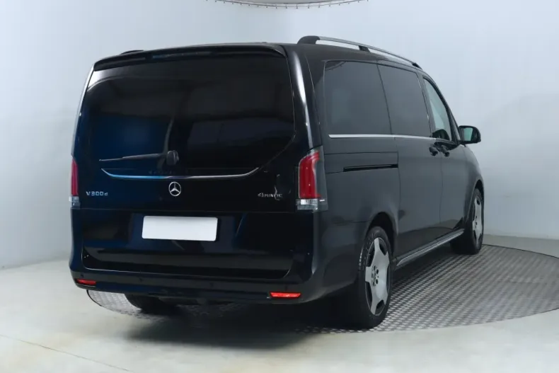Mercedes-Benz V 300 (Clasa V) din 2025 cu 6.996 km - oferta MER223156 - foto 7