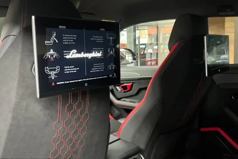 Lamborghini Urus din 2025 cu 9.820 km - oferta LAM223164 - foto 4