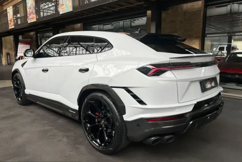 Lamborghini Urus din 2025 cu 9.820 km - oferta LAM223164 - foto 6