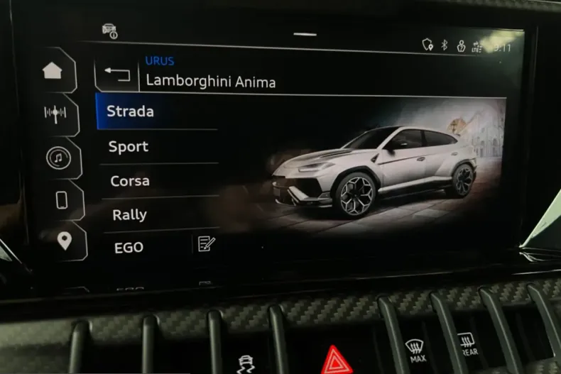 Lamborghini Urus din 2025 cu 9.820 km - oferta LAM223164 - foto 17