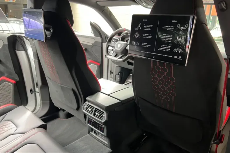 Lamborghini Urus din 2025 cu 9.820 km - oferta LAM223164 - foto 19