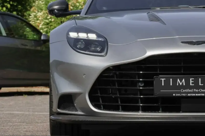 Aston Martin Vanquish din 2025 cu 5.999 km - oferta AST223167 - foto 5