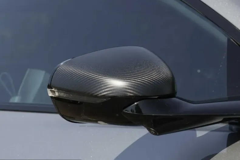 Aston Martin Vanquish din 2025 cu 5.999 km - oferta AST223167 - foto 13
