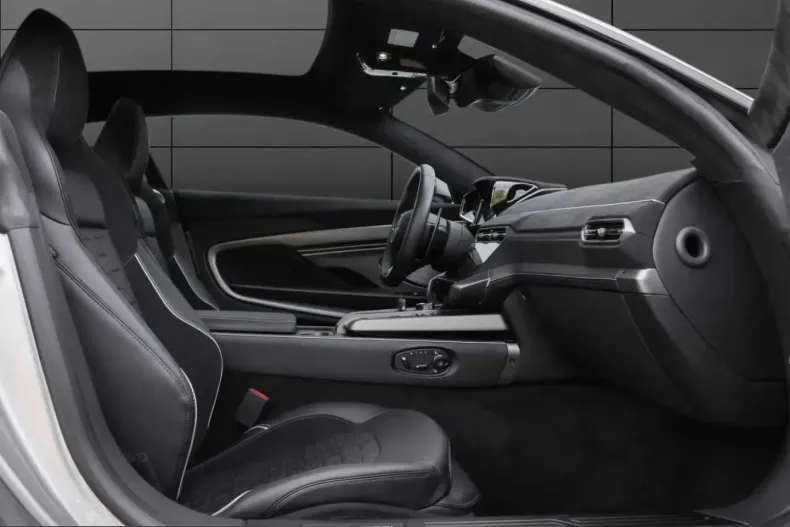 Aston Martin Vanquish din 2025 cu 5.999 km - oferta AST223167 - foto 21