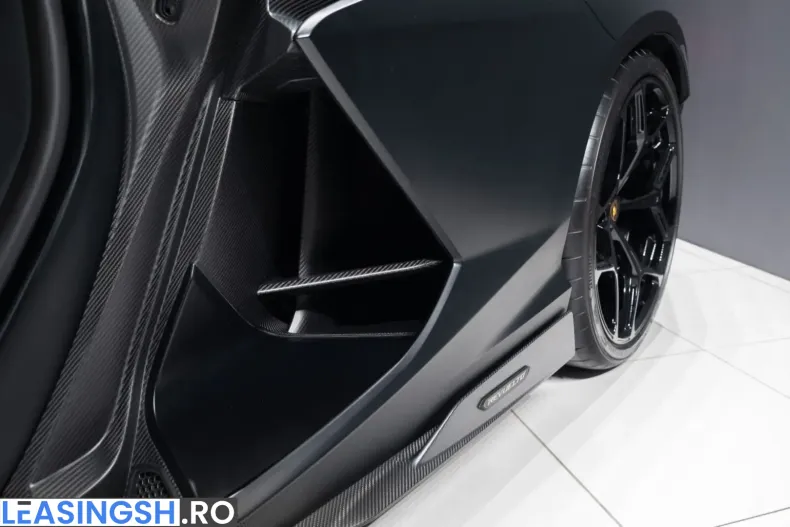 Lamborghini Revuelto din 2025 cu 1.285 km - oferta LAM223170 - foto 16