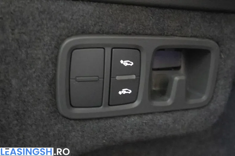 Lamborghini Urus din 2025 cu 4.460 km - oferta LAM223171 - foto 40