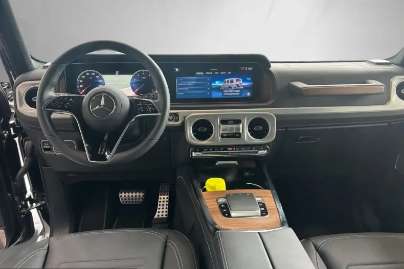 Mercedes-Benz G 500 (Clasa G) din 2025 cu 25.249 km - oferta MER223178 - foto 19