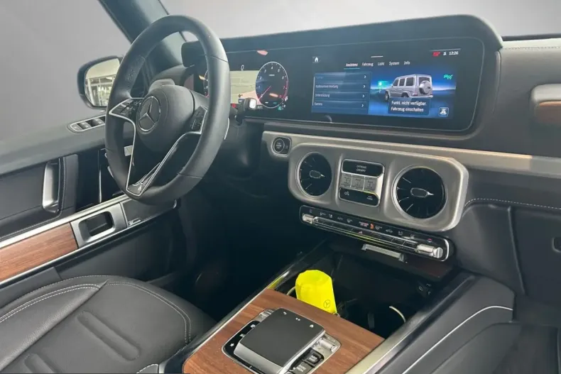 Mercedes-Benz G 500 (Clasa G) din 2025 cu 25.249 km - oferta MER223178 - foto 21