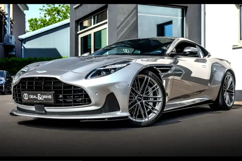 Aston Martin DB12 din 2024 cu 4.650 km - oferta AST223179 - foto 1