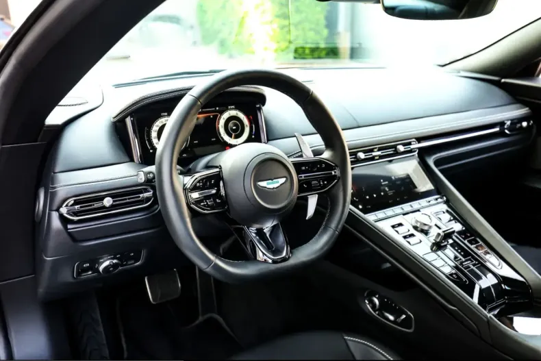 Aston Martin DB12 din 2024 cu 4.650 km - oferta AST223179 - foto 10