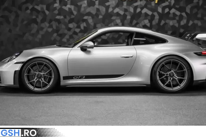 Porsche 992 din 2025 cu 3.990 km - oferta POR223181 - foto 4