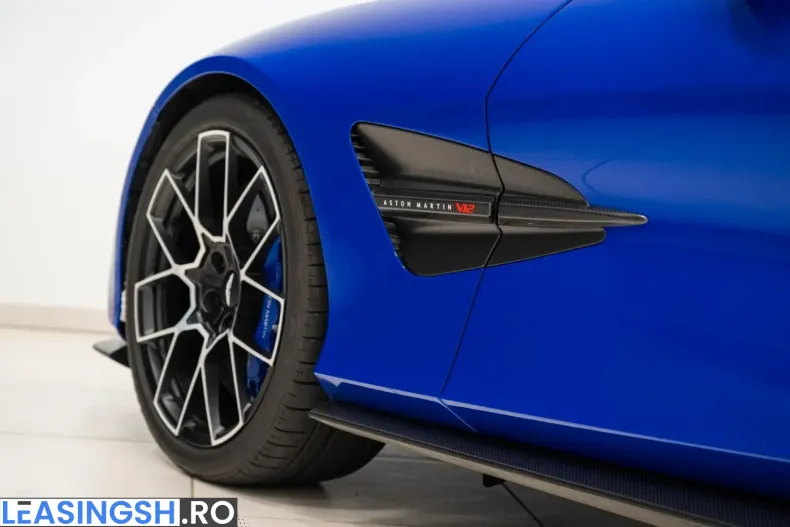 Aston Martin Vanquish din 2025 cu 5.811 km - oferta AST223187 - foto 12