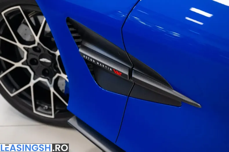 Aston Martin Vanquish din 2025 cu 5.811 km - oferta AST223187 - foto 24