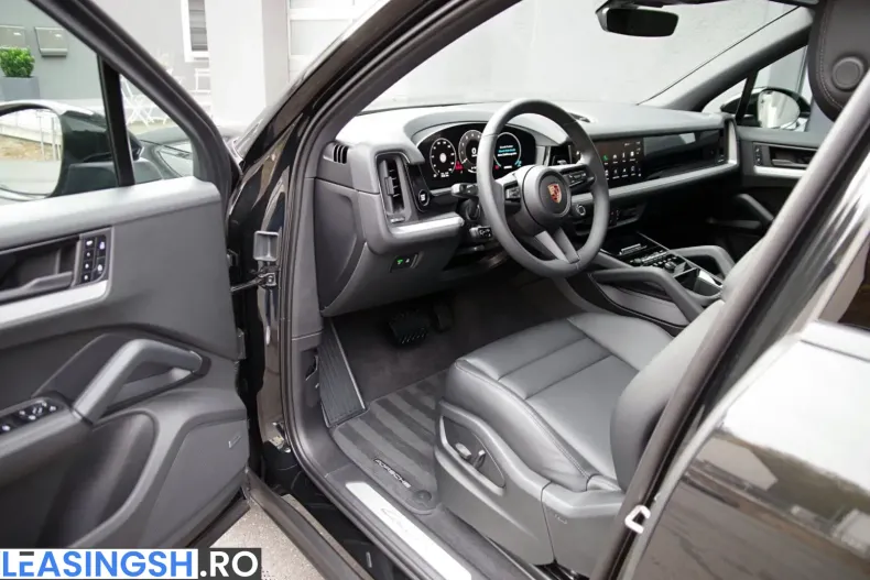 Porsche Cayenne din 2025 cu 12.300 km - oferta POR223188 - foto 5