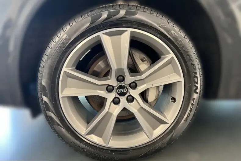 Audi Q5 din 2023 cu 39.121 km - oferta AUD223195 - foto 4