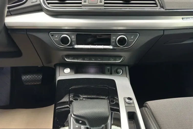 Audi Q5 din 2023 cu 53.674 km - oferta AUD223196 - foto 10