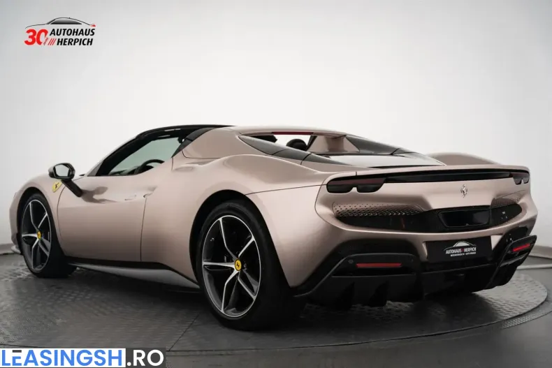 Ferrari 296 GTS din 2024 cu 1.039 km - oferta FER223202 - foto 3
