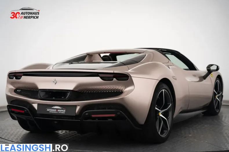 Ferrari 296 GTS din 2024 cu 1.039 km - oferta FER223202 - foto 5
