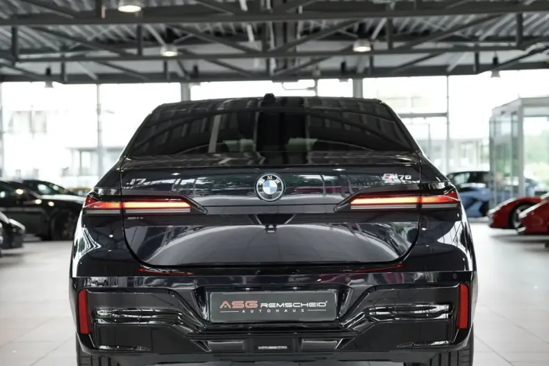 BMW i7 (Seria 7) din 2025 cu 9.900 km - oferta BMW223204 - foto 41